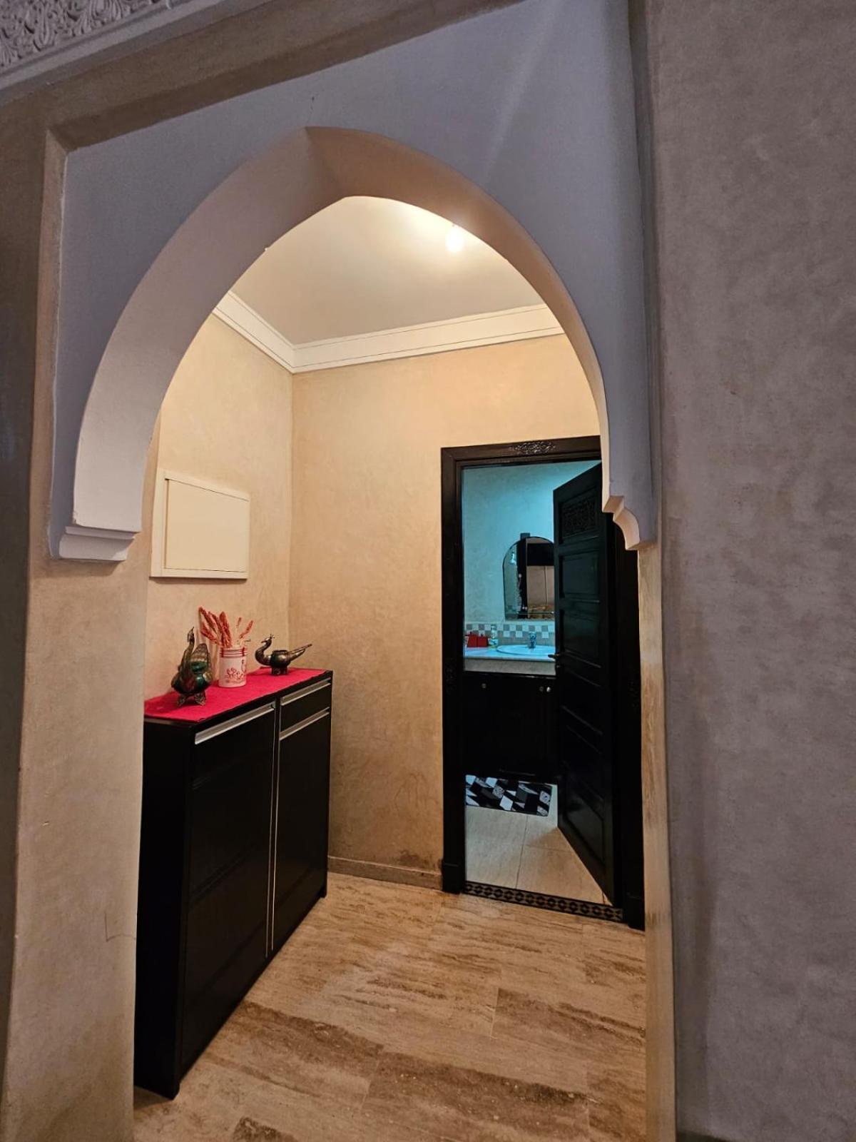 Appartement Douillet Au Centre Gueliz Маракеш Екстериор снимка
